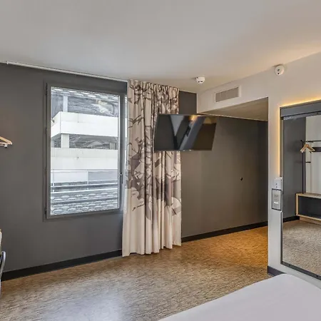 B&B Hotel Bordeaux Bassins A Flot Exterior photo